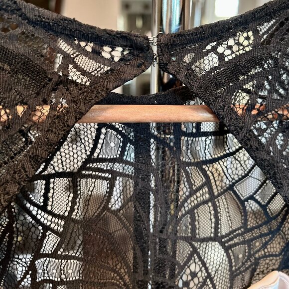 Monique Lhuillier Overtones Black Lace Art Deco Cocktail Event Sheath Dress Sz 4 - Picture 9 of 16